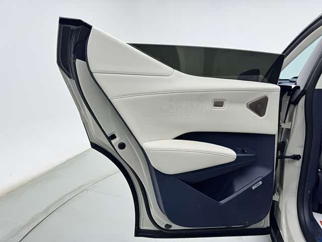 极氪 极氪X 2024 汽车图片 #22