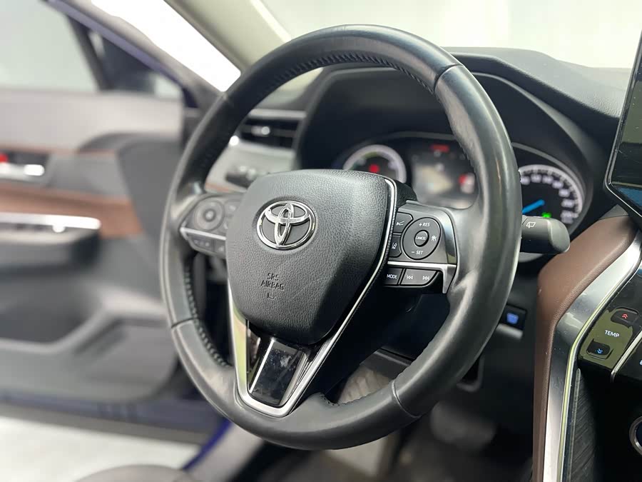 Toyota Harrier 2023 car image #22