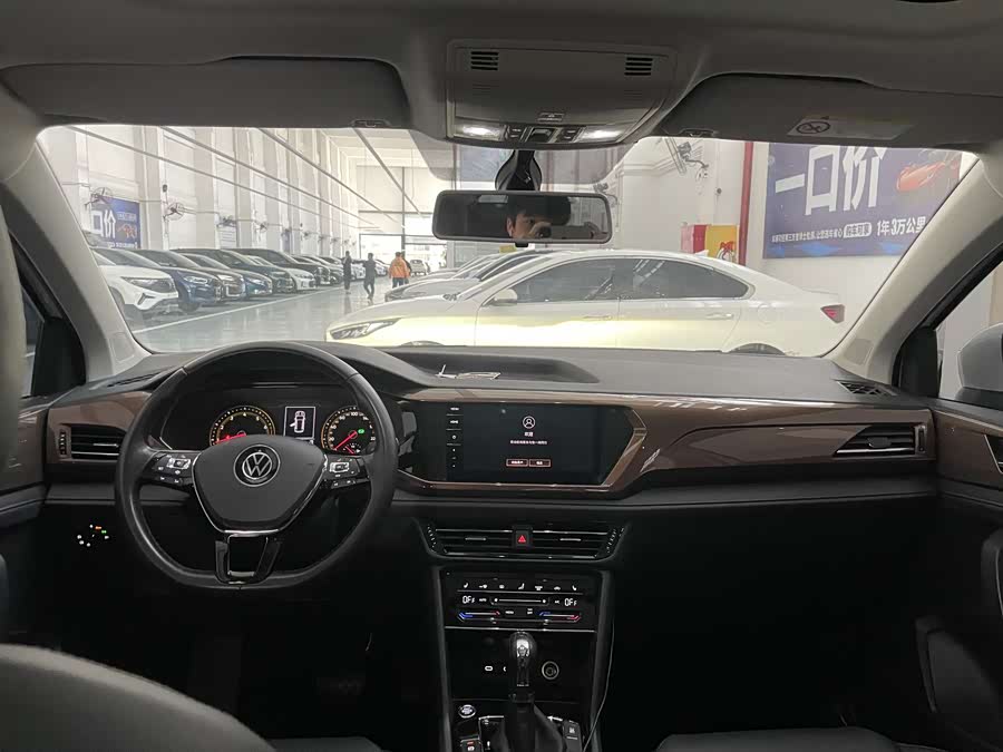 Volkswagen Tharu 2021 #22 Volkswagen Tharu 2021 car image #22