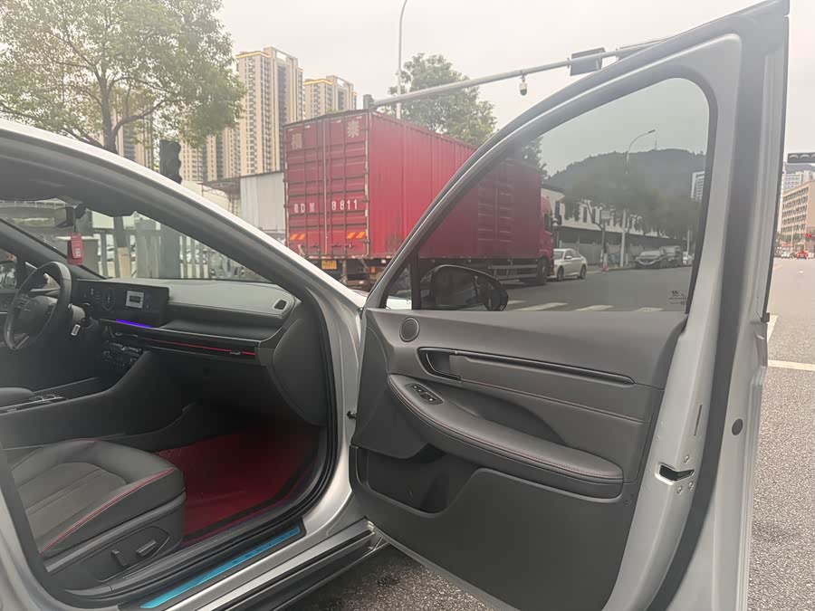 Hyundai Sonata 2024 immagine di auto #22