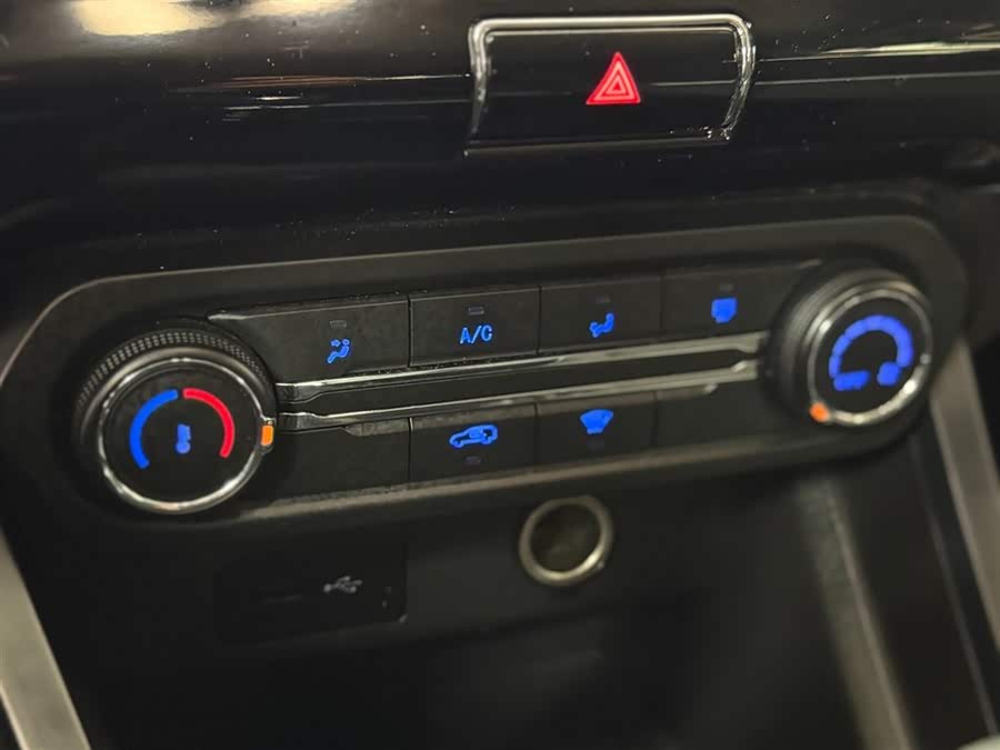 Chery Tiggo 3x 2025 #22 Chery Tiggo 3x 2025 car image #22