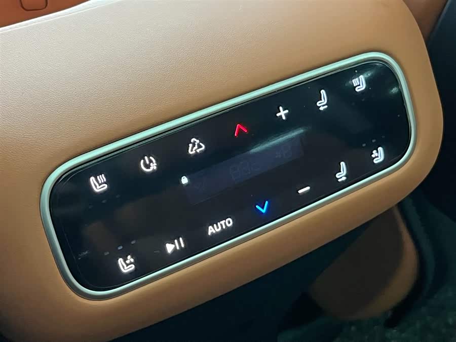 零跑汽车 零跑C16 2025 汽车图片 #22