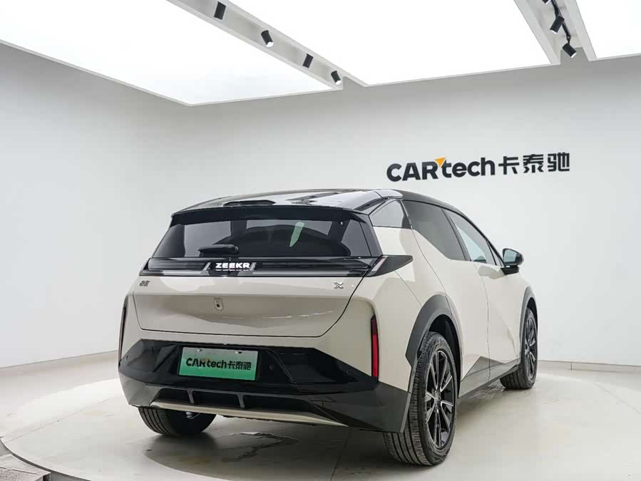 Zeekr X 2024 immagine di auto #22