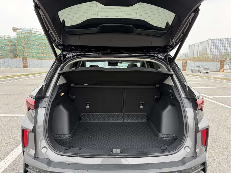 GEELY Coolray 2022 car image #22