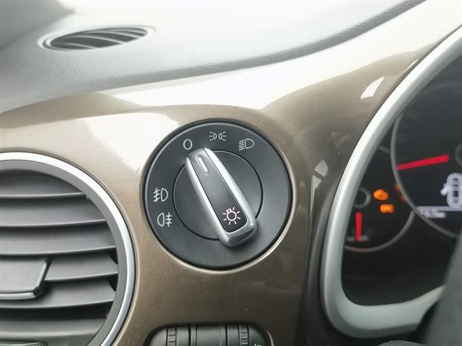 Volkswagen Beetle 2014 immagine di auto #22