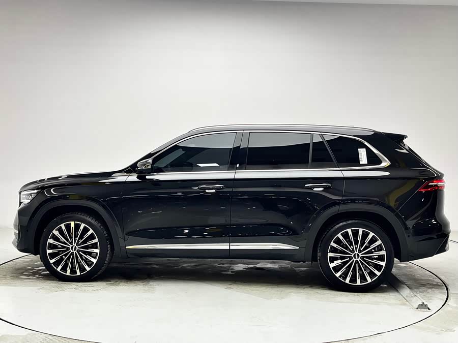 GEELY 2025 car image #22
