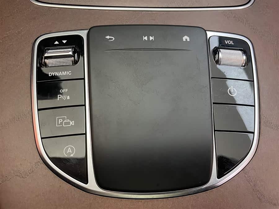 Mercedes-Benz E Class 2023 car image #22