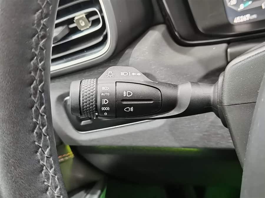 Lynk & Co 02 2021 car image #22