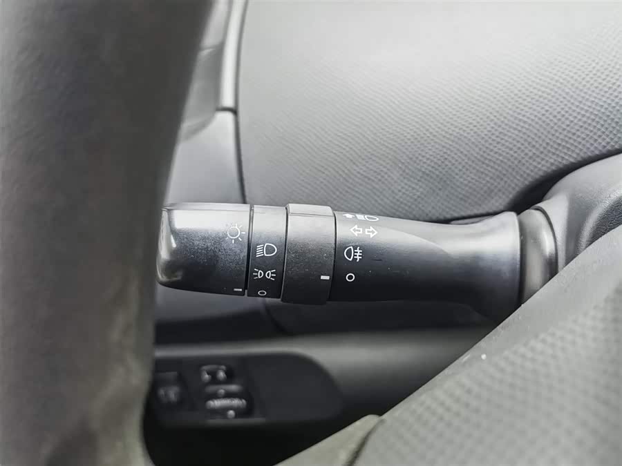 Toyota Yaris 2013 car image #22