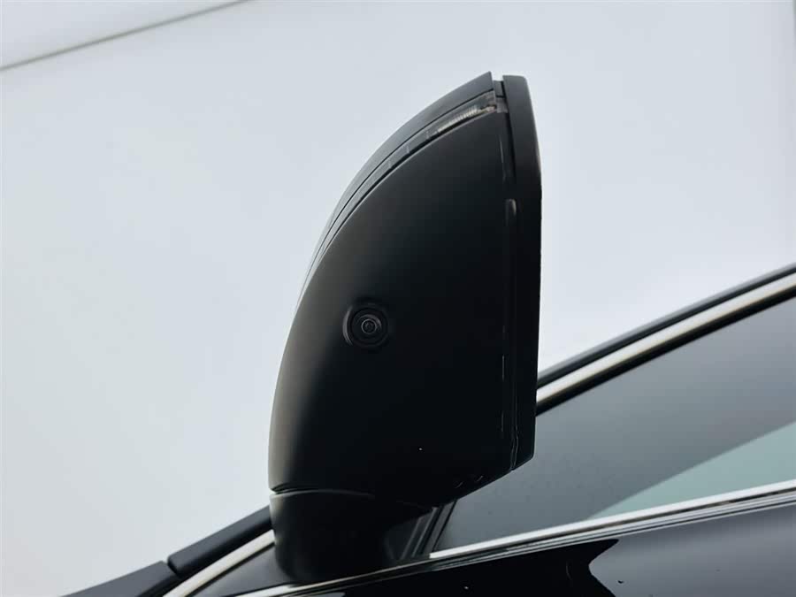 Volkswagen Passat 2023 صورة سيارة #22