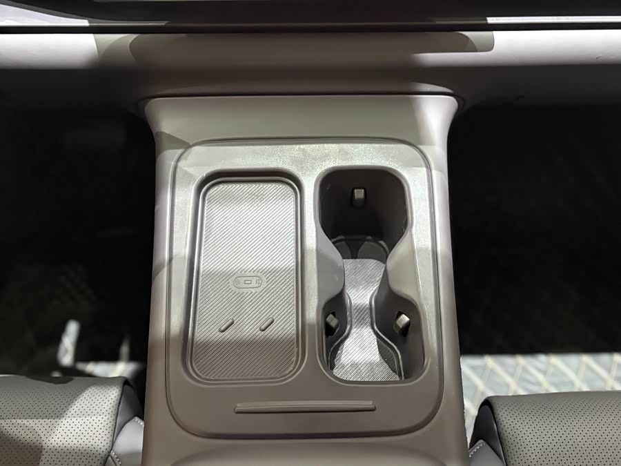 Leapmotor C16 2024 car image #22