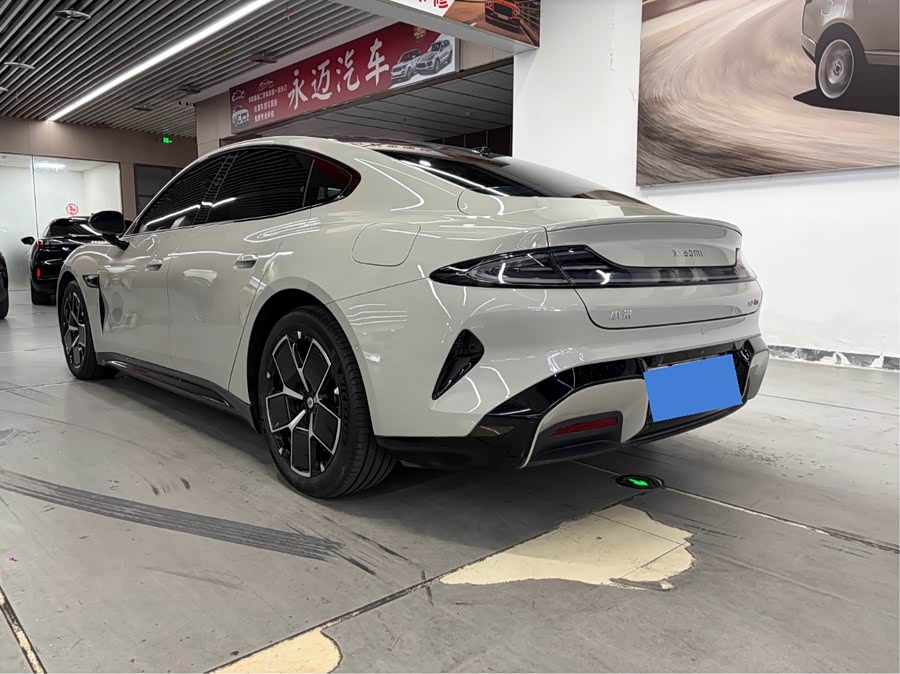 MI SU7 2025 immagine di auto #22