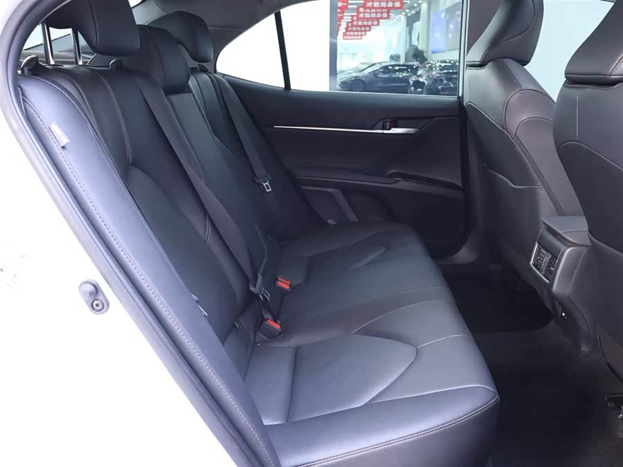 Toyota Camry 2022 car image #22