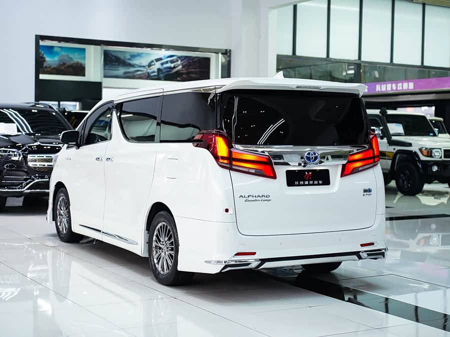 Toyota Alphard 2021 immagine di auto #22
