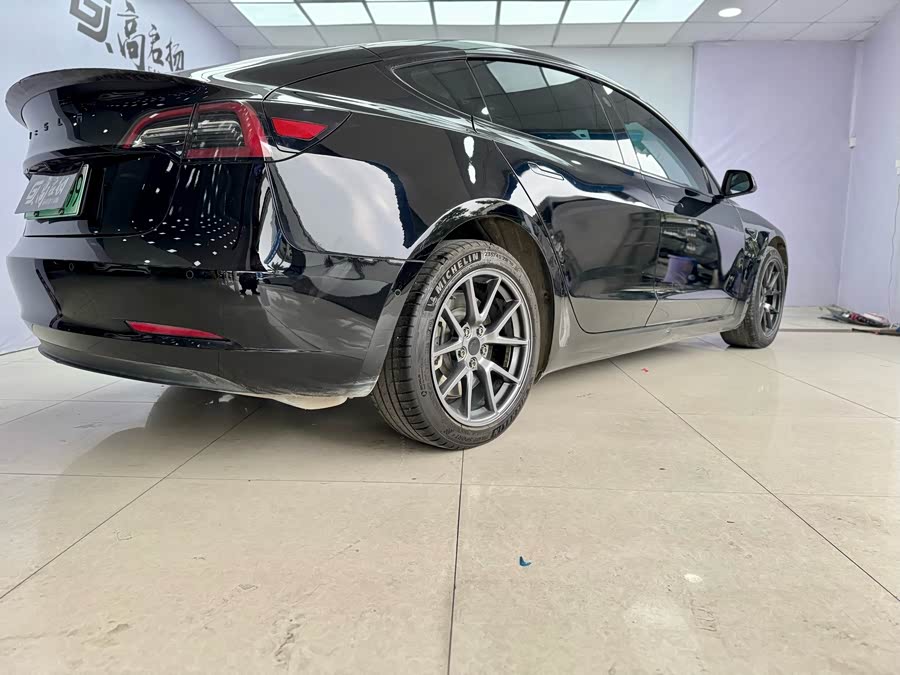 Tesla Model 3 2022 immagine di auto #22