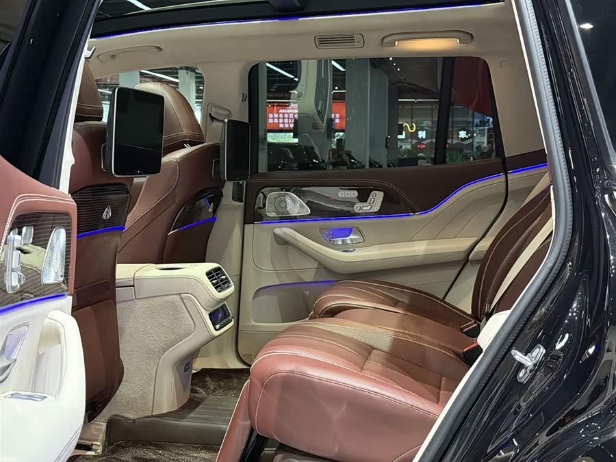 Mercedes-Benz Maybach GLS 2021 car image #22