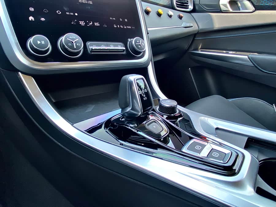 Lynk & Co 01 EM-P 2019 car image #22