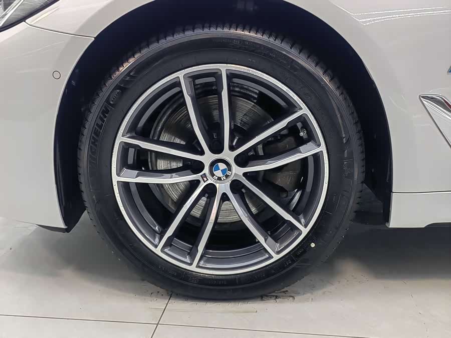 BMW 5 Series 2023 car image #22