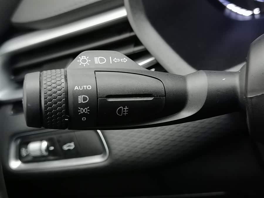 GEELY Emgrand 2023 car image #22