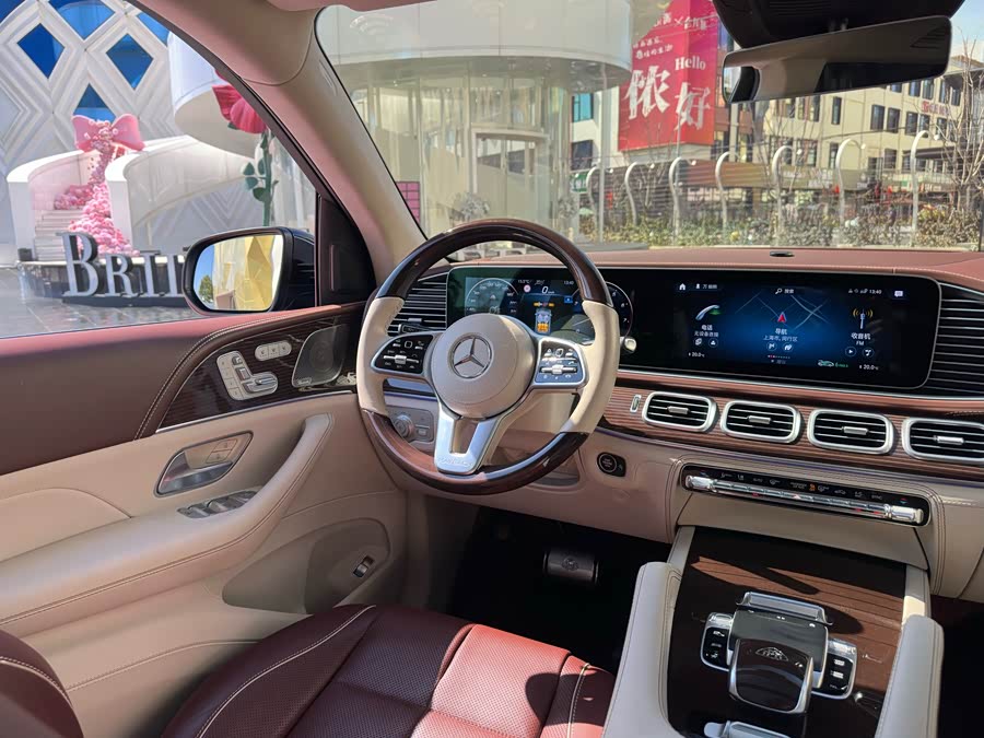 Mercedes-Benz Maybach GLS 2022 car image #22