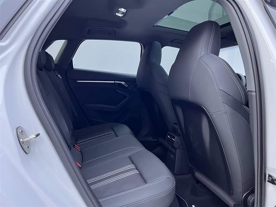 Audi A3 2021 car image #22