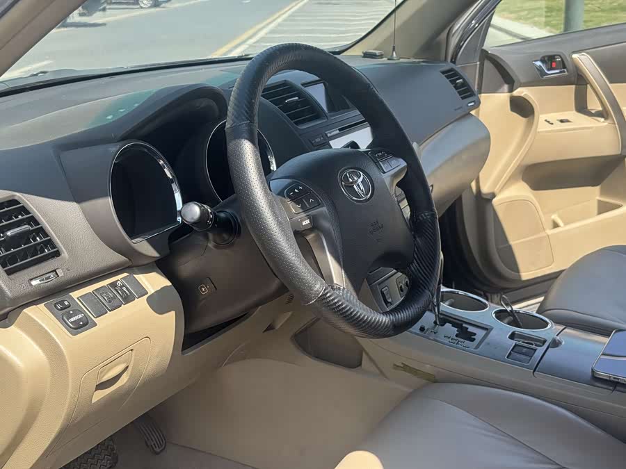 丰田 汉兰达 2010 汽车图片 #22