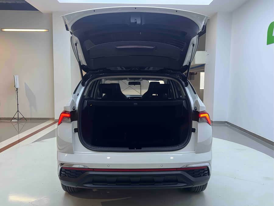 Skoda Kamiq 2023 car image #22
