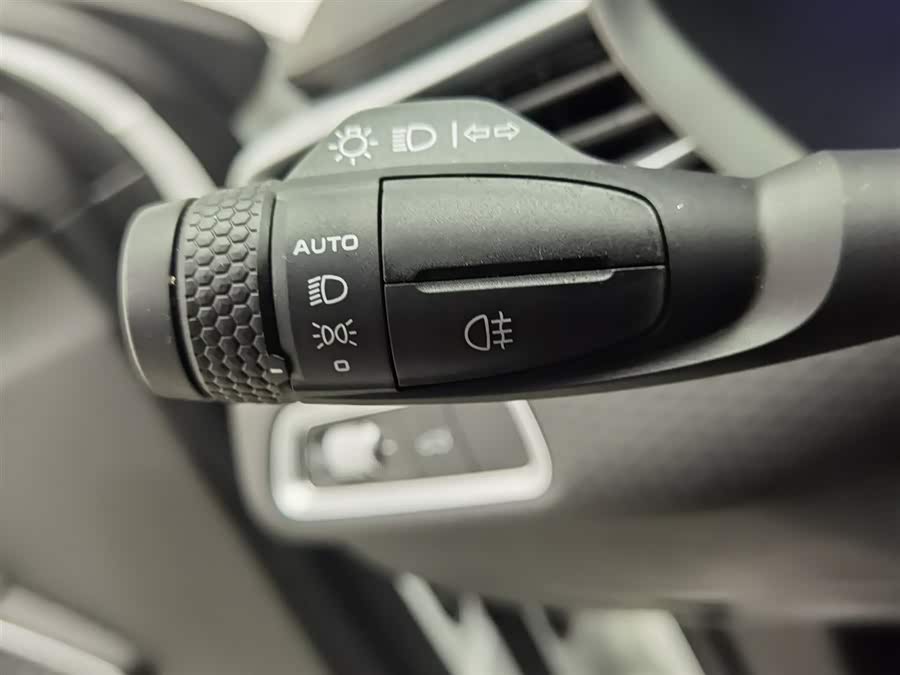 GEELY Emgrand 2023 car image #22