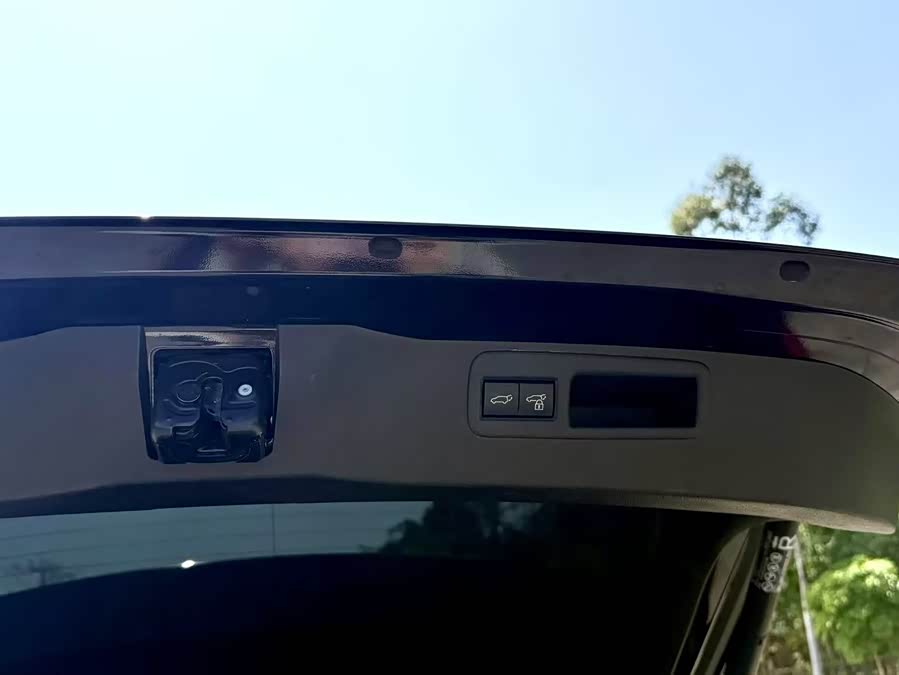 Toyota Venza 2023 car image #22