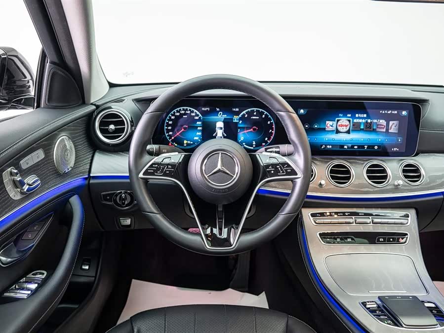 Mercedes-Benz E Class 2023 car image #22