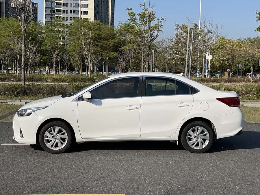 Toyota Yaris L Zhixiang 2018 immagine di auto #22