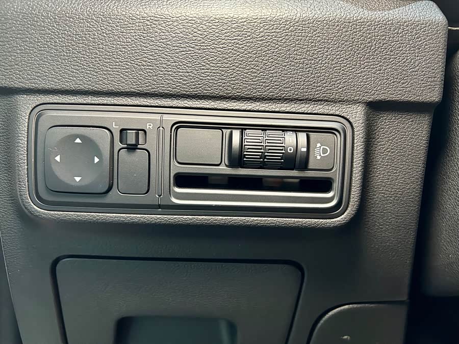 睿蓝汽车 睿蓝汽车X3 PRO 2025 汽车图片 #22