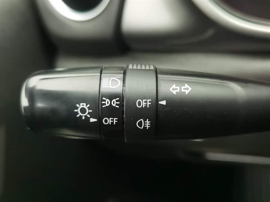 铃木 维特拉 2016 汽车图片 #22