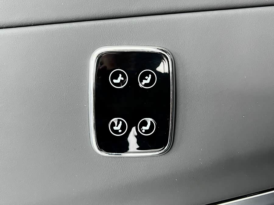 Toyota 2025 car image #22