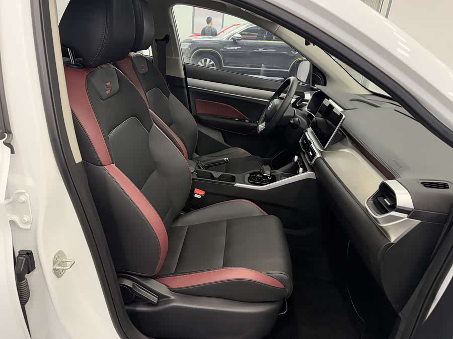 GEELY Coolray 2022 #22 GEELY Coolray 2022 car image #22