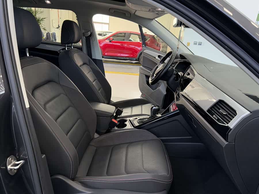 Volkswagen Tayron 2022 car image #22