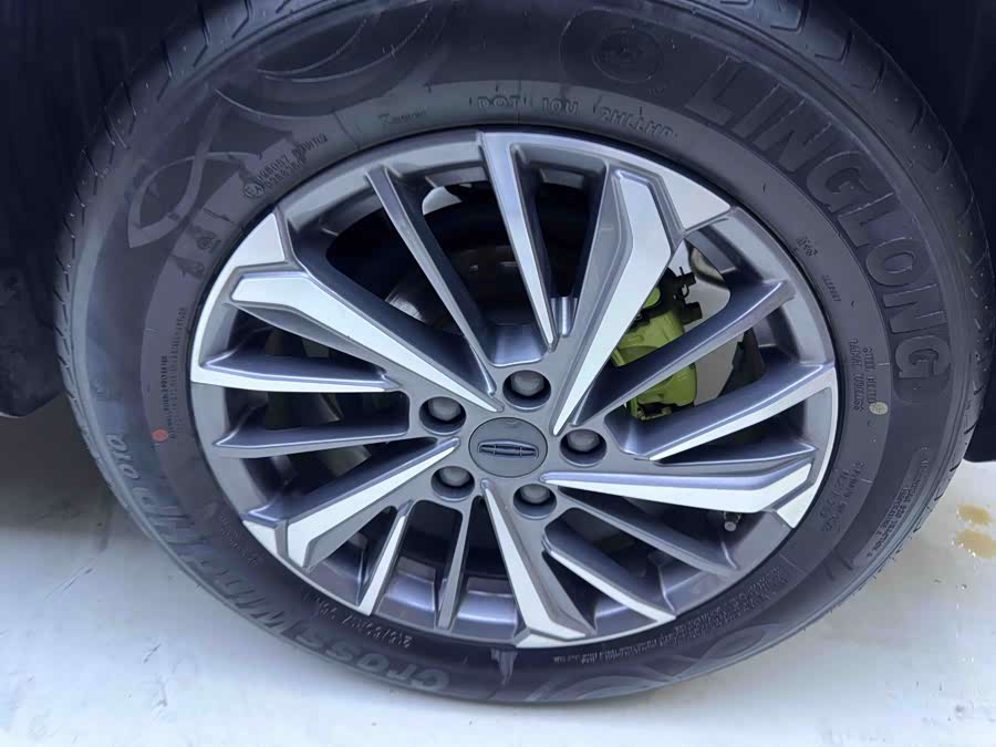 GEELY Coolray 2023 #22 GEELY Coolray 2023 car image #22