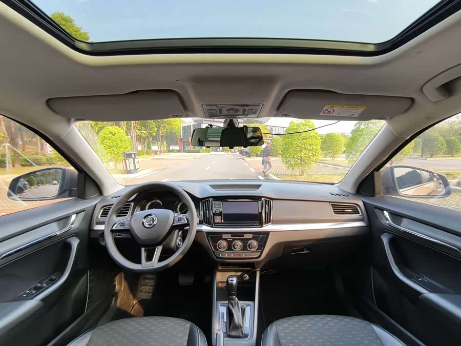 Skoda Kamiq 2020 صورة سيارة #22