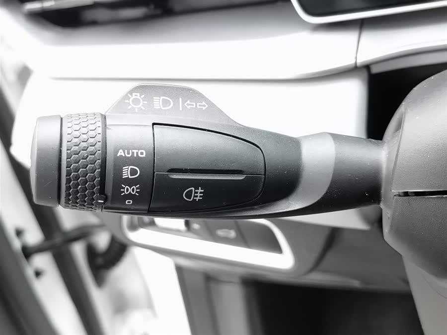 GEELY Binray 2023 car image #22