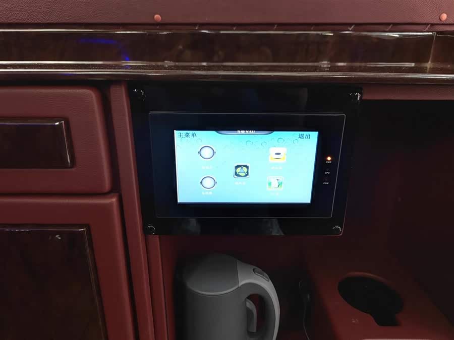 Mercedes-Benz GLE Class 2024 car image #22