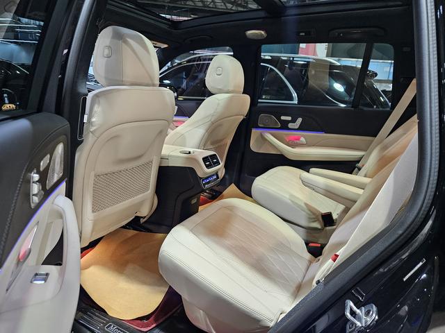 Mercedes-Benz GLS AMG 2023 car image #22