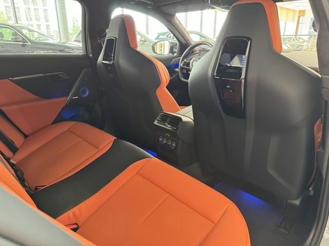 BMW M5 New Energy car image #22