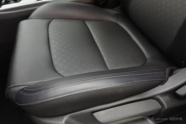 Changan Eado EV 2023 #22 Changan Eado EV 2023 car image #22