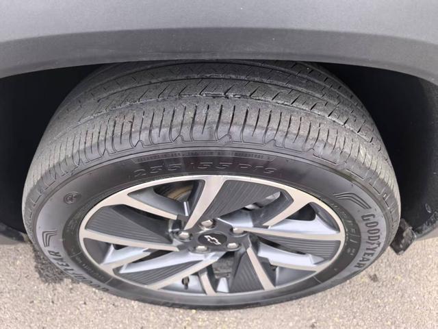 Chevrolet Equinox Plus 2024 car image #22