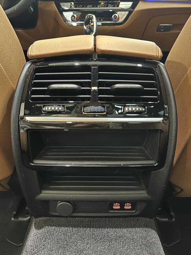 BMW 5 Series (Imported) 2020 car image #22