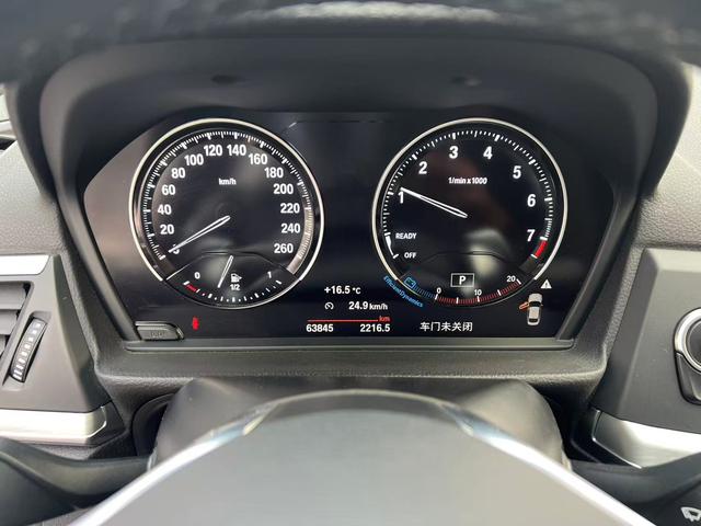 BMW 1 Series 2018 صورة سيارة #22