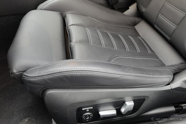 BMW M8 2023 #22 BMW M8 2023 car image #22