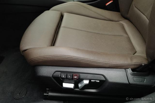 BMW M760Le 2018 car image #22