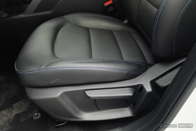 Livan Maple 60S 2023 imagen de coche #22