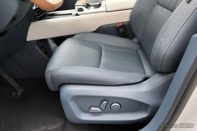 Deepal G318 2024 immagine di auto #22